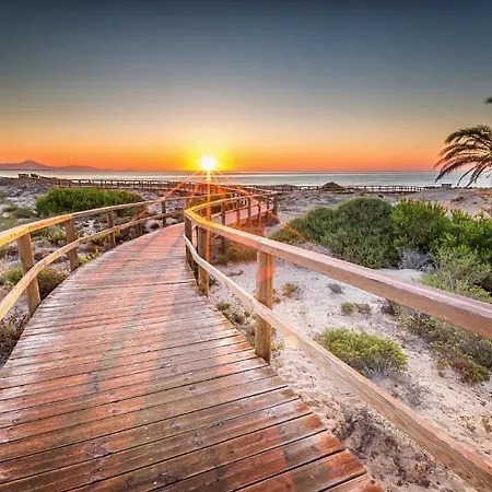 Spanish Sun - 500 M From The Apartment Arenales del Sol