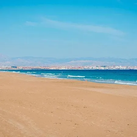 Spanish Sun - 500 M From The Arenales del Sol