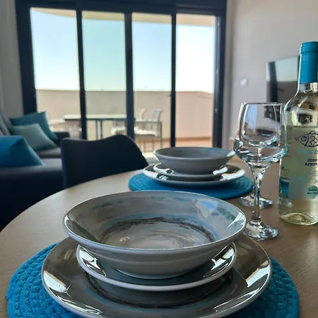 Apartment Spanish Sun - 500 M From The Arenales del Sol